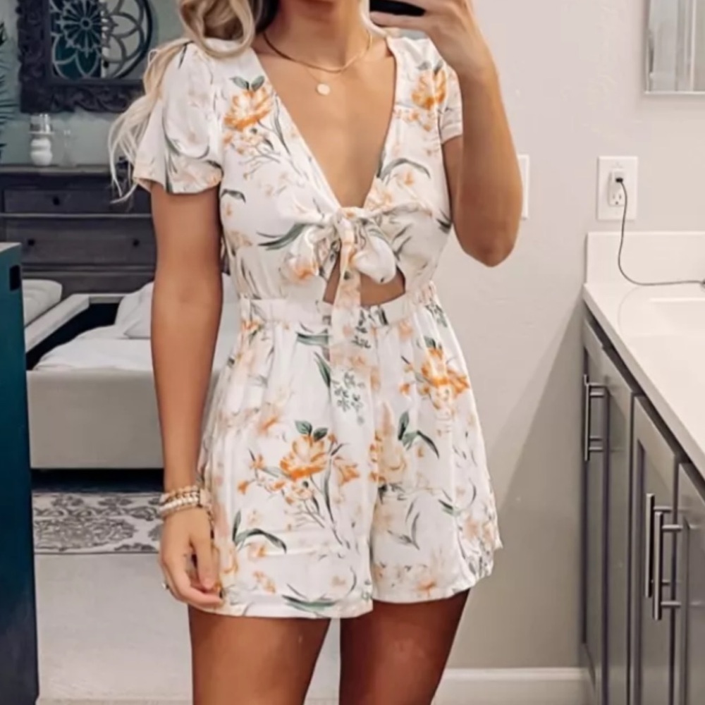 American Eagle Tie Front Romper NWT XXL